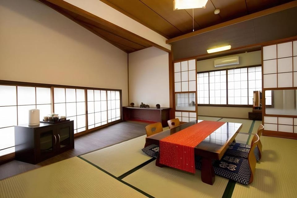 Kawaguchiko Station Inn Bed and Breakfast in Shizuoka Prefecture