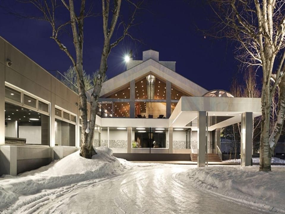 The Green Leaf Niseko Village, Tapestry Collection by Hilton Hotel in Niseko
