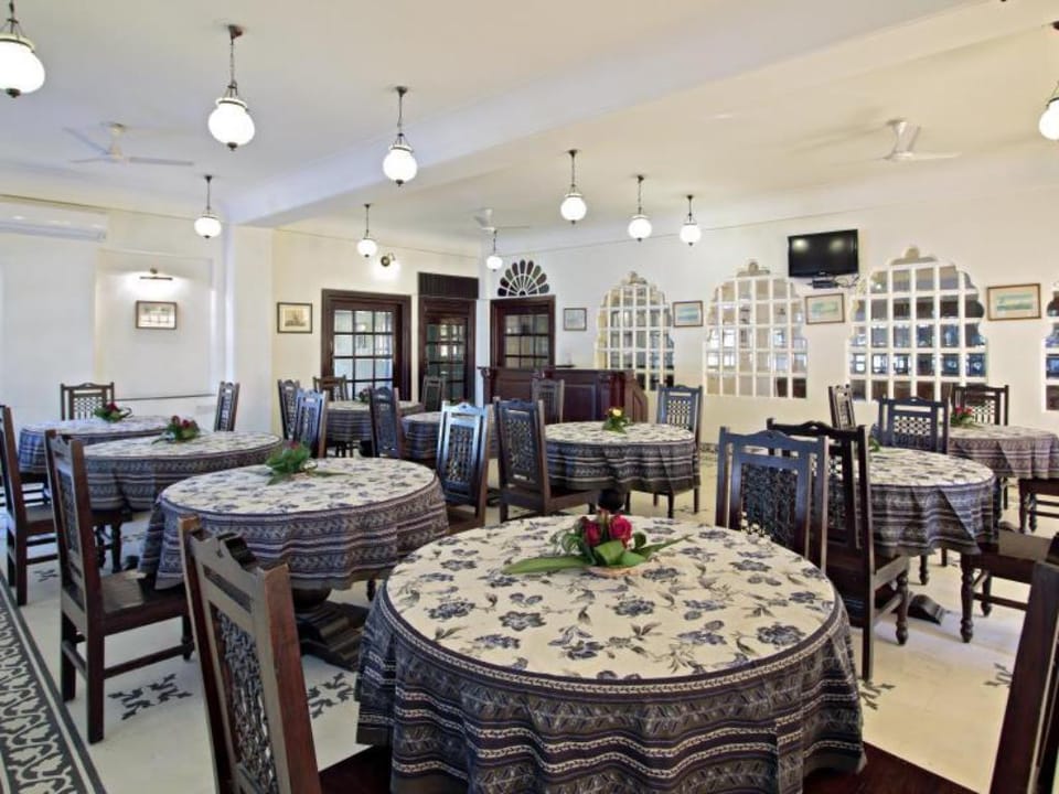 Heritage Khandwa Haveli Hotel in Jaipur