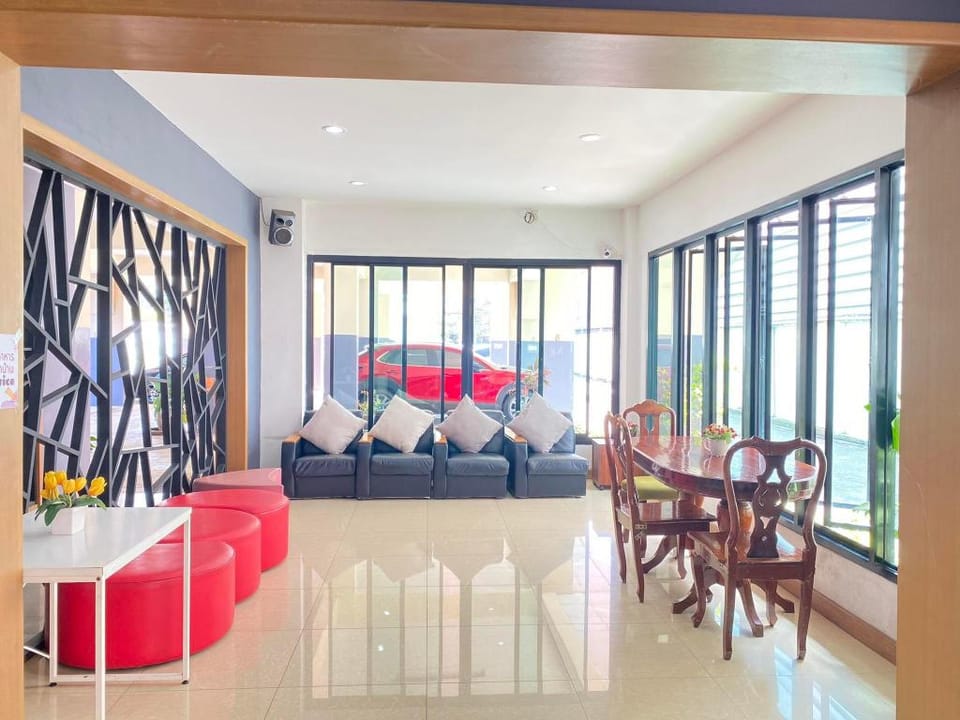 TUB Mansion Bed and Breakfast in Bangkok