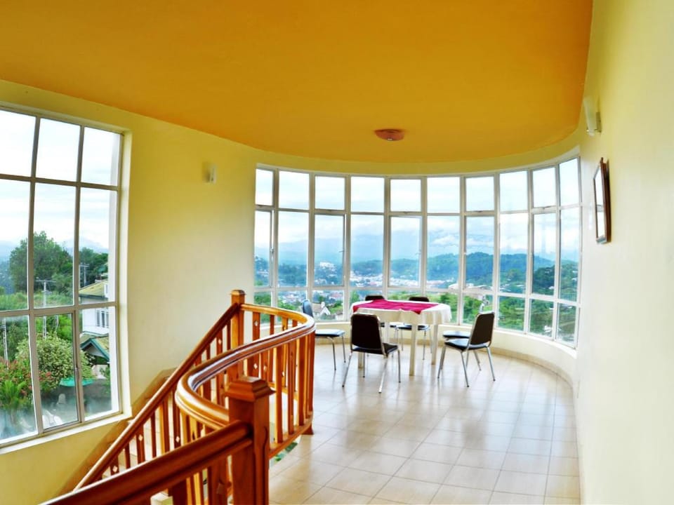 Kandyan View Holiday Bungalow Hotel in Kandy