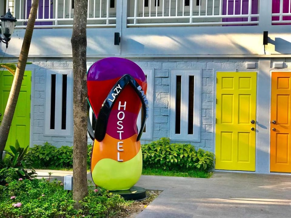 Lazy Sandals Inn in Phe