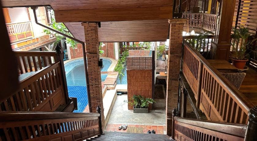 Tony's Place Beds & Breakfast Bed and Breakfast in Laos