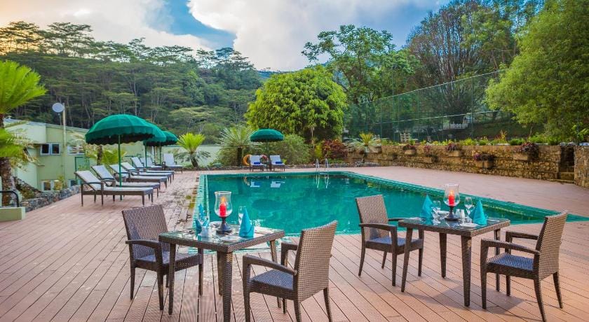 Hunasfalls Hotel Resort in Central Province