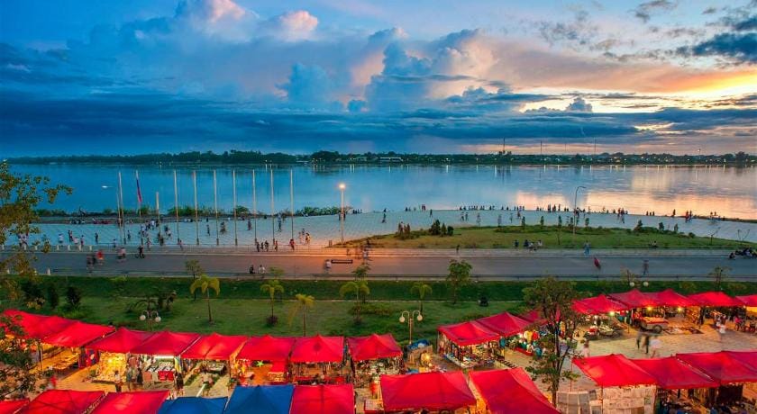 Intouch Guest House Bed and Breakfast in Vientiane