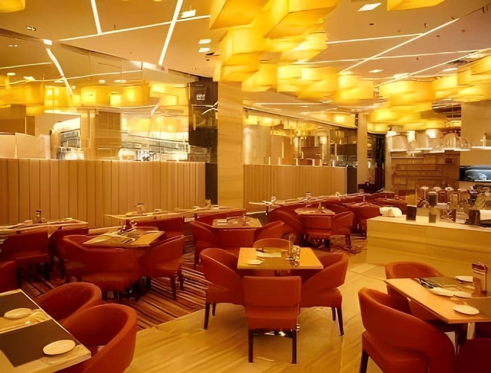 Shenzhen Ramada Plaza, North Railway Station Hotel in Shenzhen