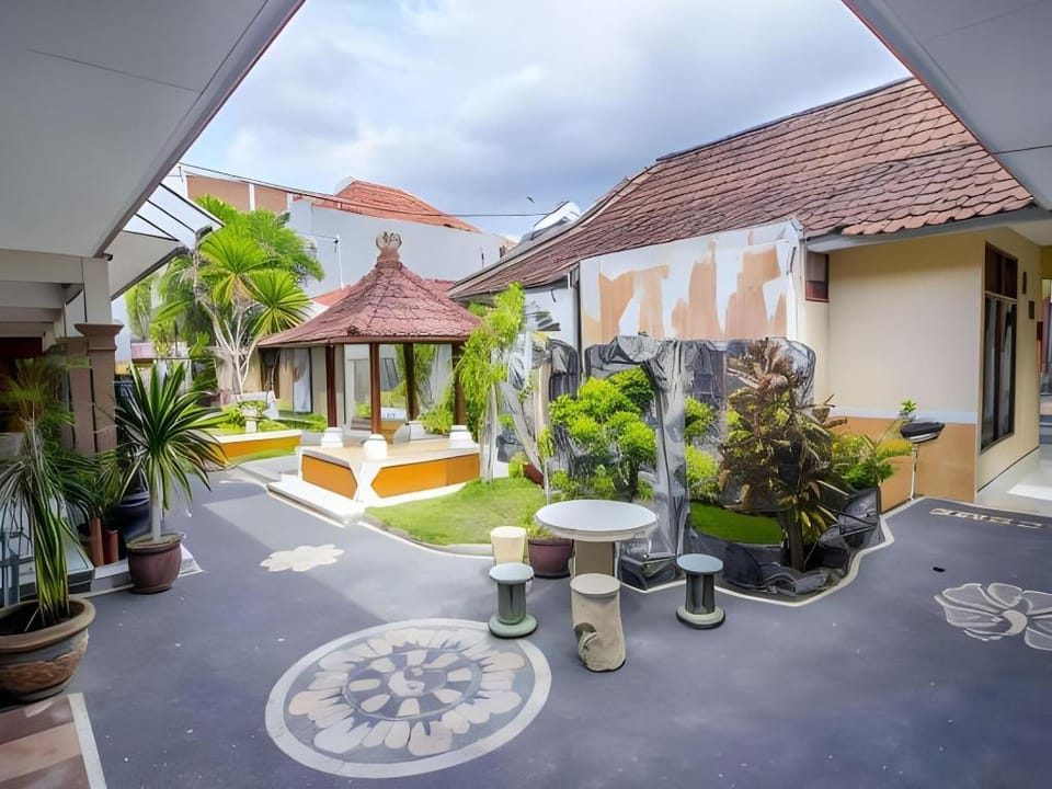 Hotel Sentral Hotel in Buleleng