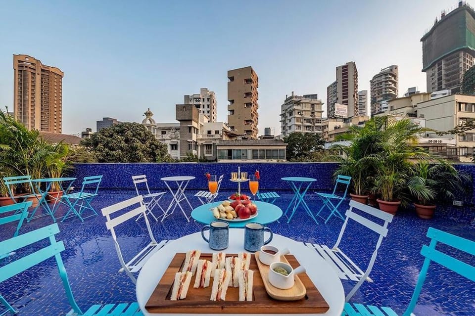 Hotel Kemps Corner Hotel in Mumbai