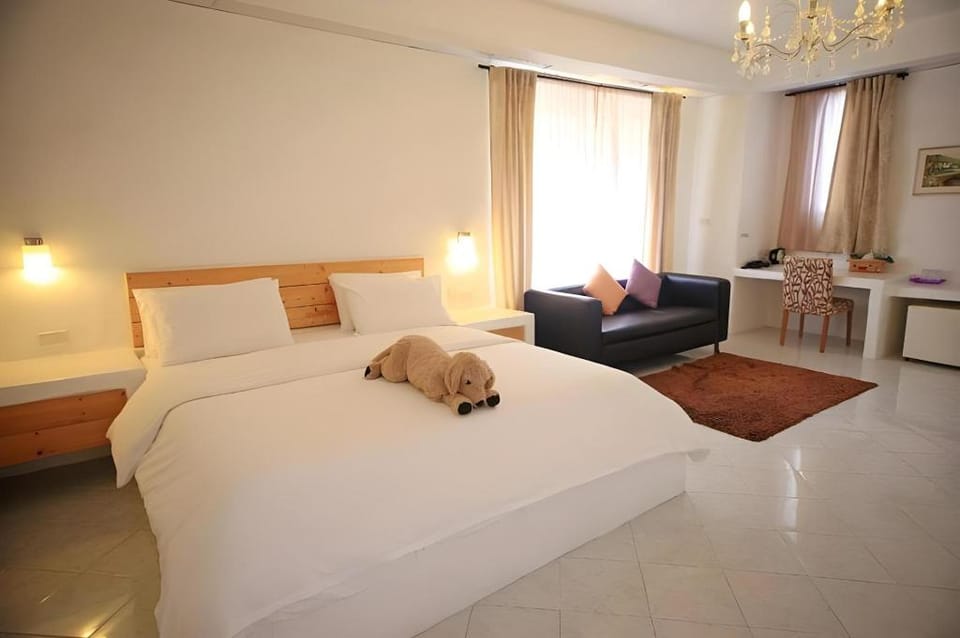 Samunthitar Resort Hotel in Laos