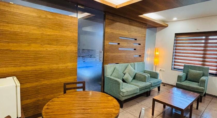 Hotel Kanan Hotel in Ahmedabad