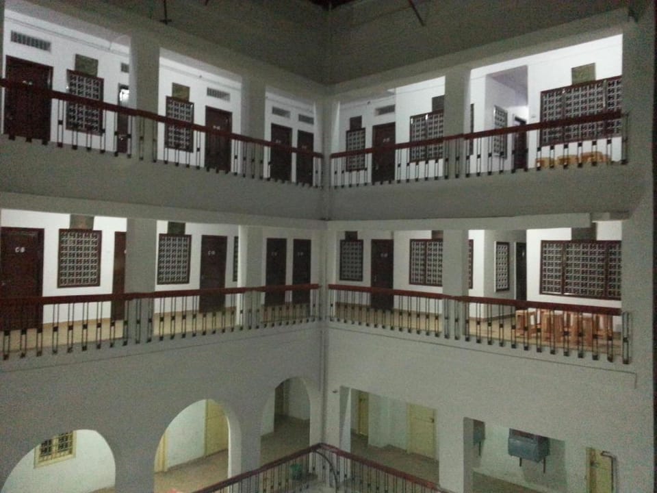 Hotel Raj Deluxe Hotel in Uttar Pradesh