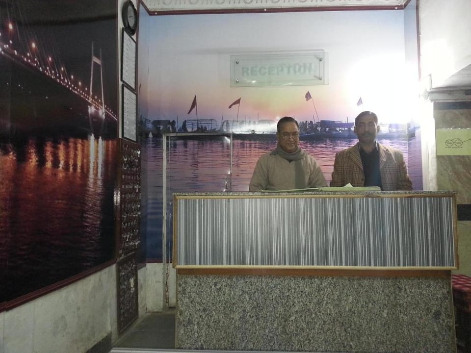 Hotel Raj Deluxe Hotel in Uttar Pradesh