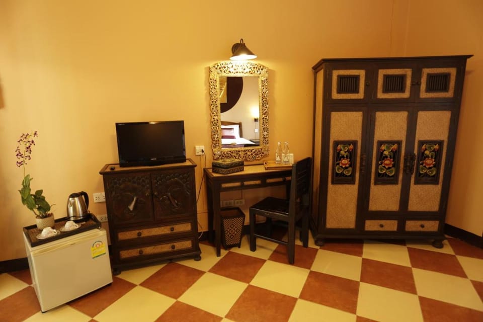 Liam's Guesthouse Adults Only Inn in Chiang Mai