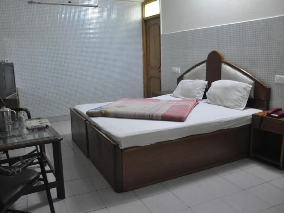 Hotel Grand Plaza Chandigarh Hotel in Chandigarh