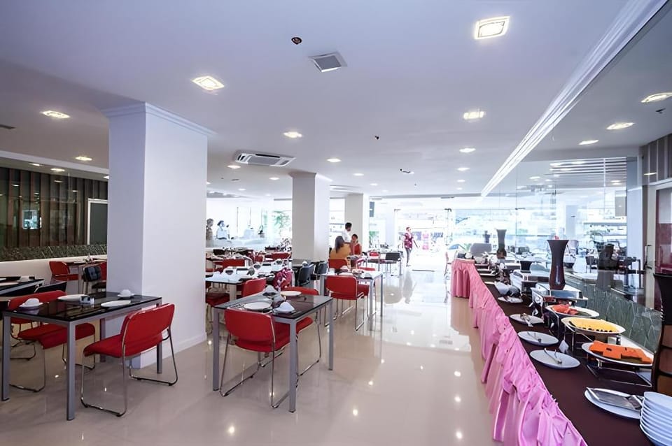 Tuana Patong Holiday Hotel Hotel in Patong
