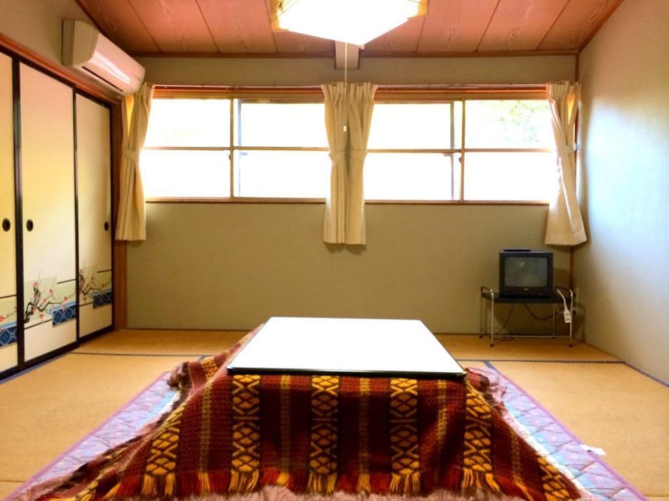Narusawaso guesthouse Hotel in Shizuoka Prefecture