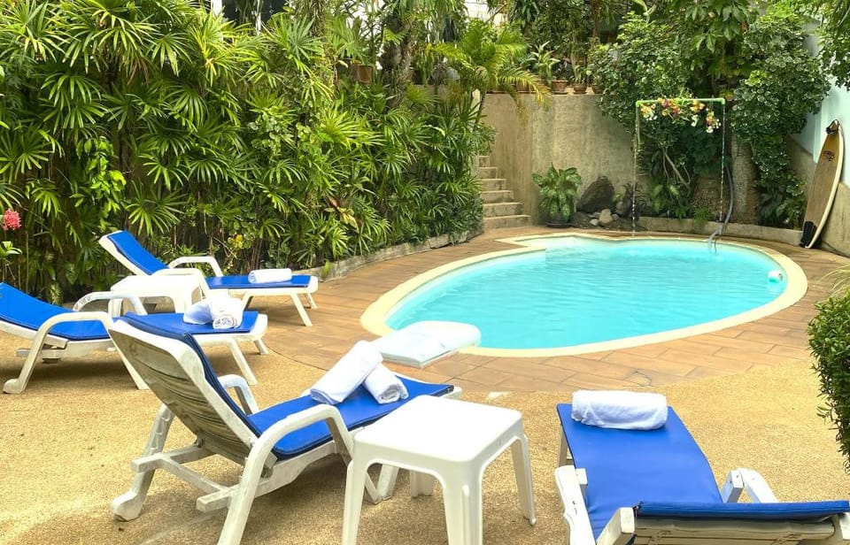 Oasis Villa Hotel in Phuket