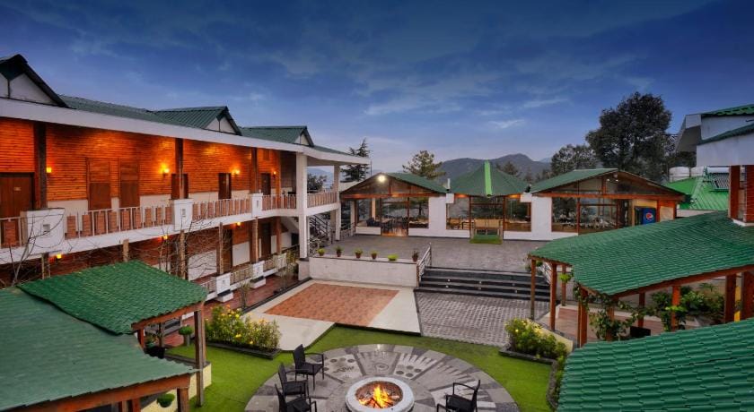 Treehouse Chail Villas Hotel in Himachal Pradesh