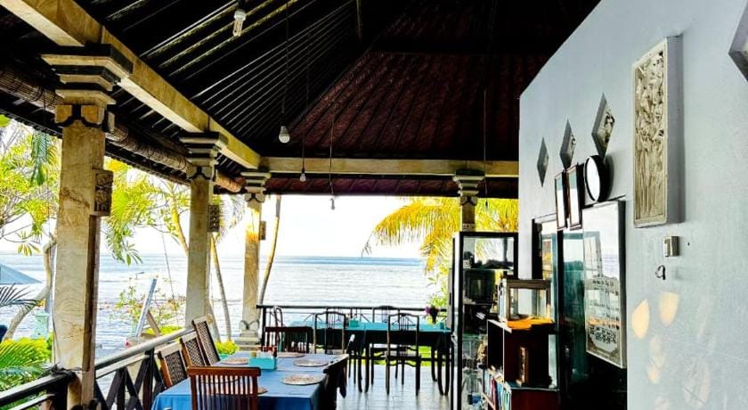 Coral Bay Bungalows Amed Bali Bed and Breakfast in Abang