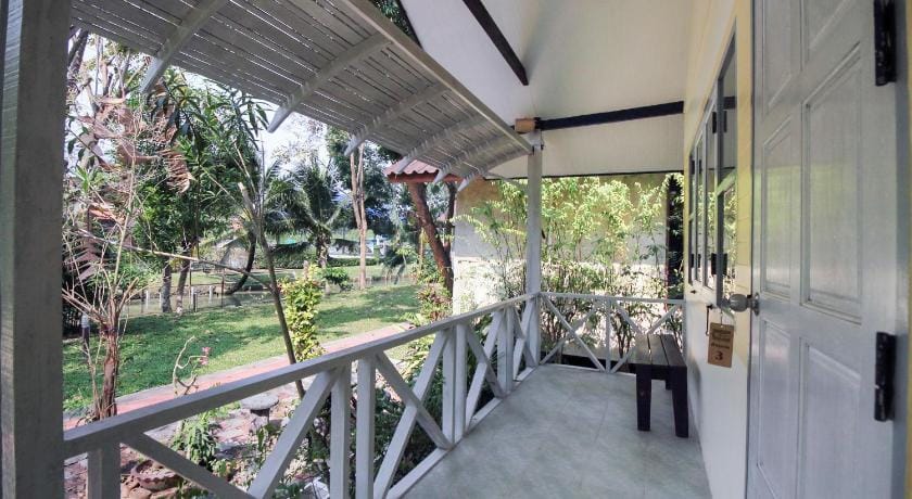 OYO 606 Baan Suansabai Pleanpanmai Resort Amphawa Hotel in Thailand