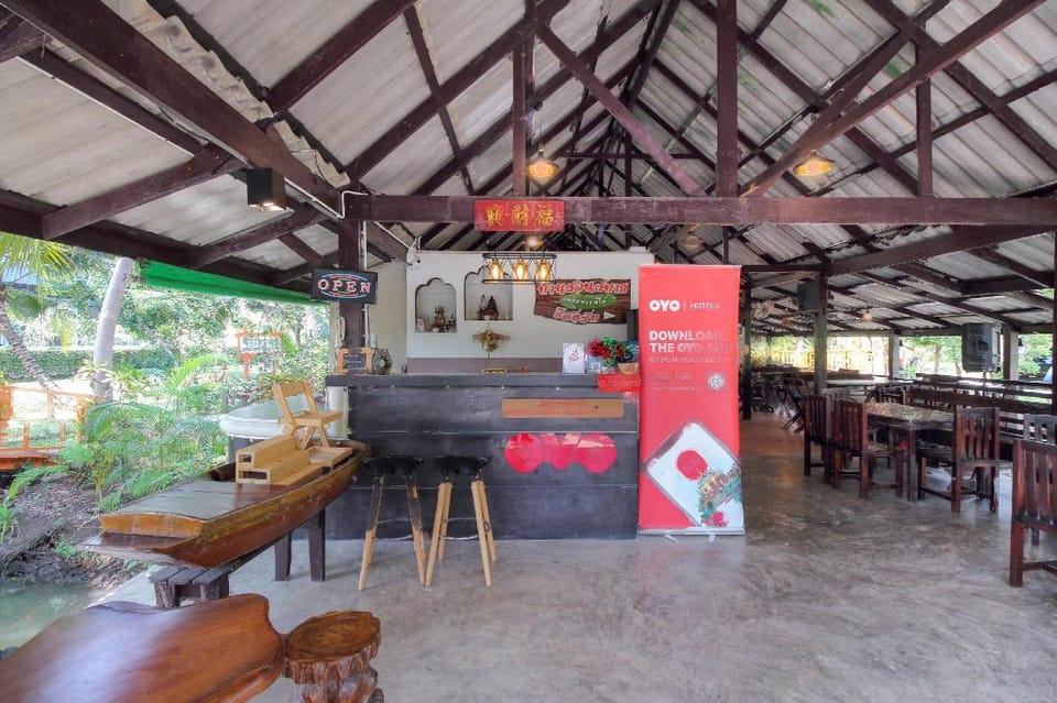 OYO 606 Baan Suansabai Pleanpanmai Resort Amphawa Hotel in Thailand