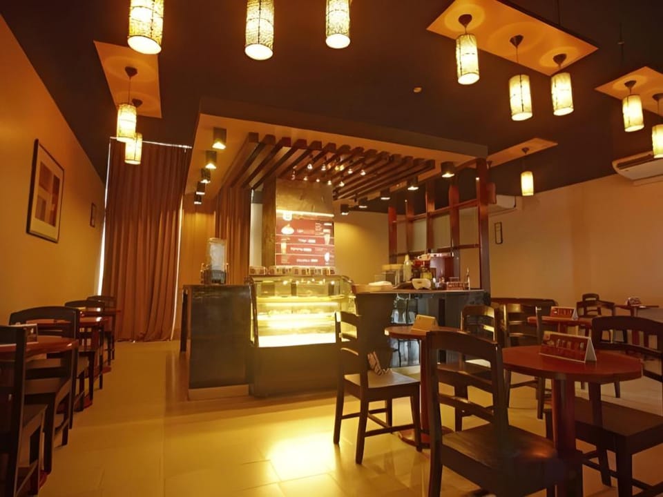 La Mirada Hotel and Serviced Apartments Hotel in Lapu-Lapu City
