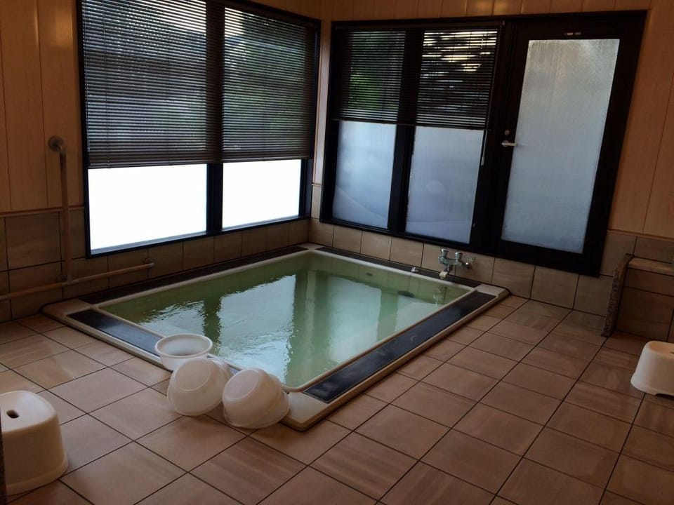 Minshuku Kuwataniya Ryokan Bed and Breakfast in Takayama