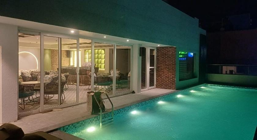 Regenta Place Amritsar Hotel in Punjab, India