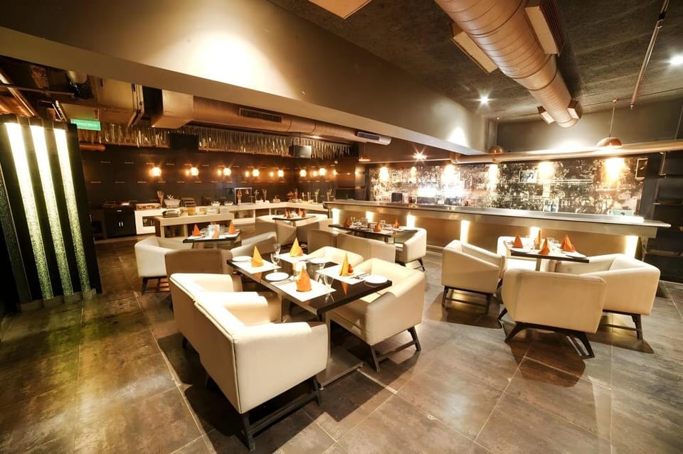 Regenta Place Amritsar Hotel in Punjab, India