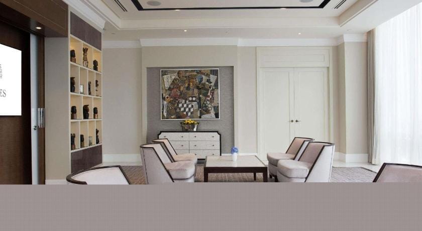 Raffles Makati Hotel Hotel in Pasay