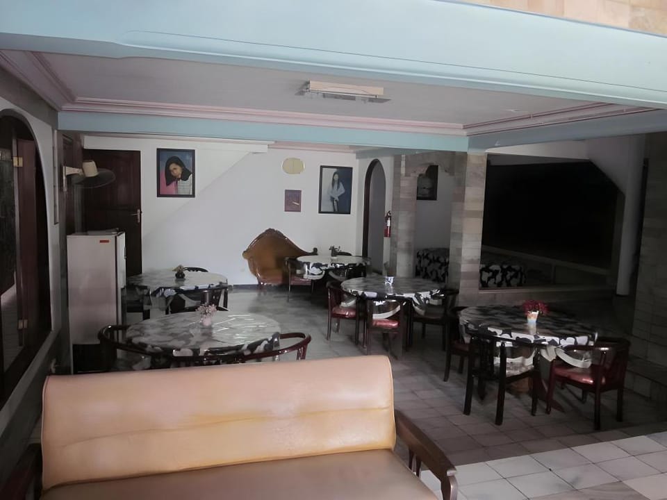 OYO 2580 Hotel Puri Royan Hotel in Denpasar