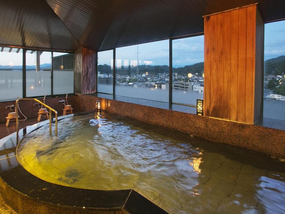 Honjin Hiranoya Bekkan Annex Ryokan in Takayama