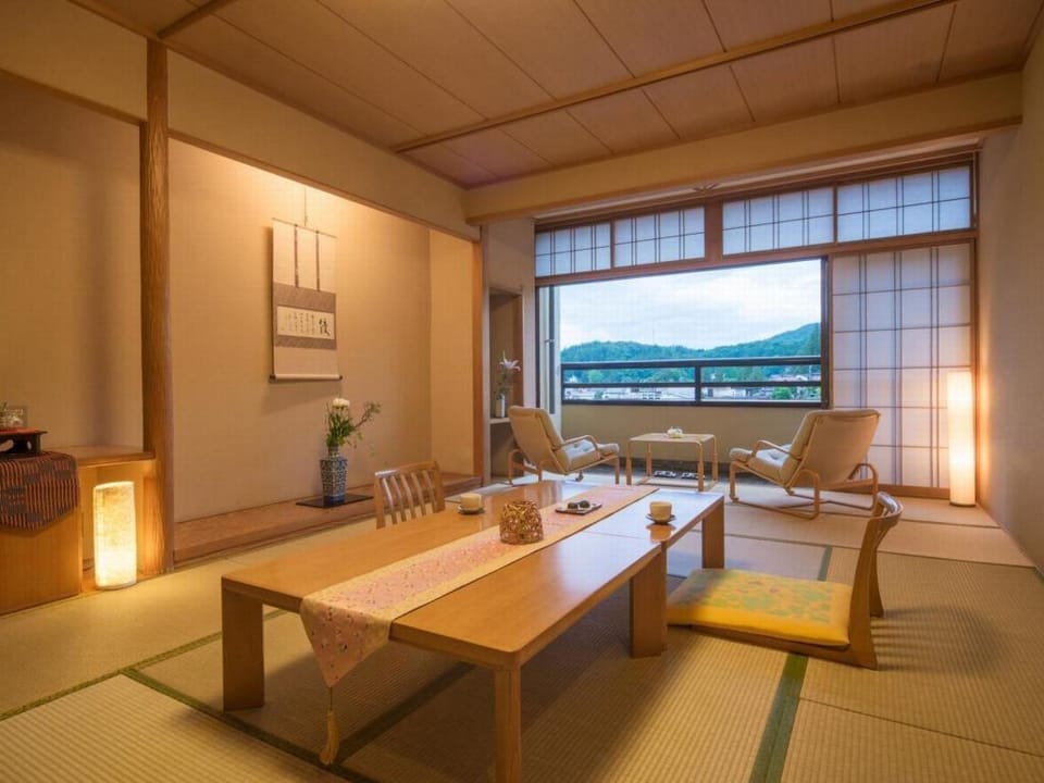 Honjin Hiranoya Bekkan Annex Ryokan in Takayama
