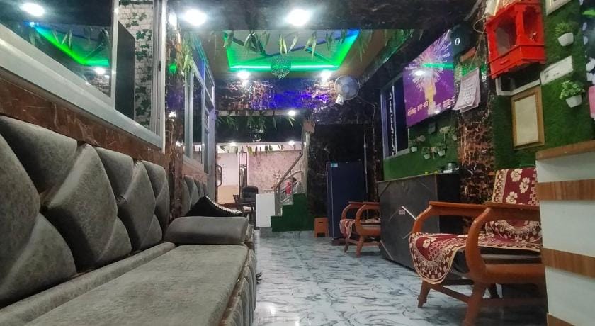 Maa Vaishno Guest House Bed and Breakfast in Varanasi