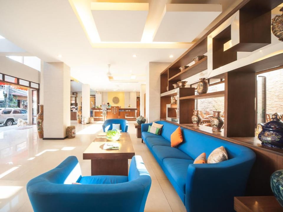 Crystal Inn Hotel in Wichit