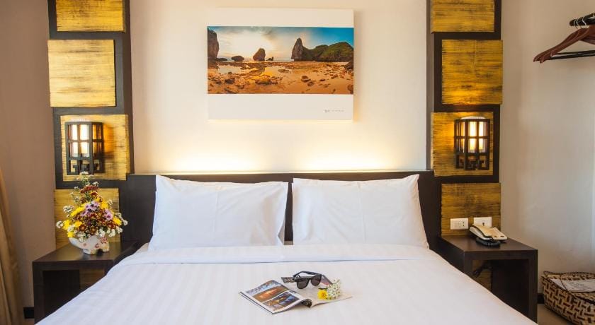 Crystal Inn Hotel in Wichit