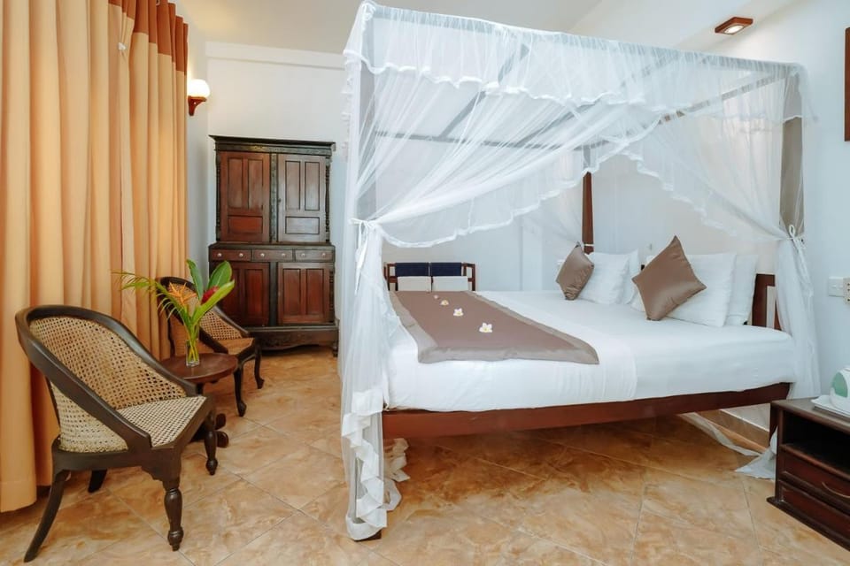 Blue Sky Beach Resort Bed and Breakfast in Southern Province