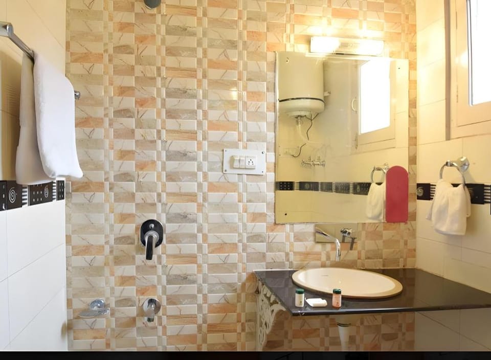Hotel Nishat View Hotel in India