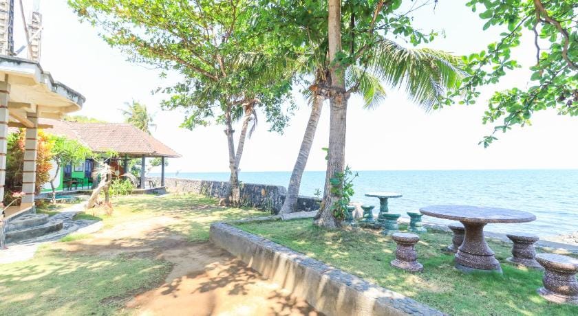 Hotel Tara Bar & Resto Air Sanih Bed and Breakfast in Bali