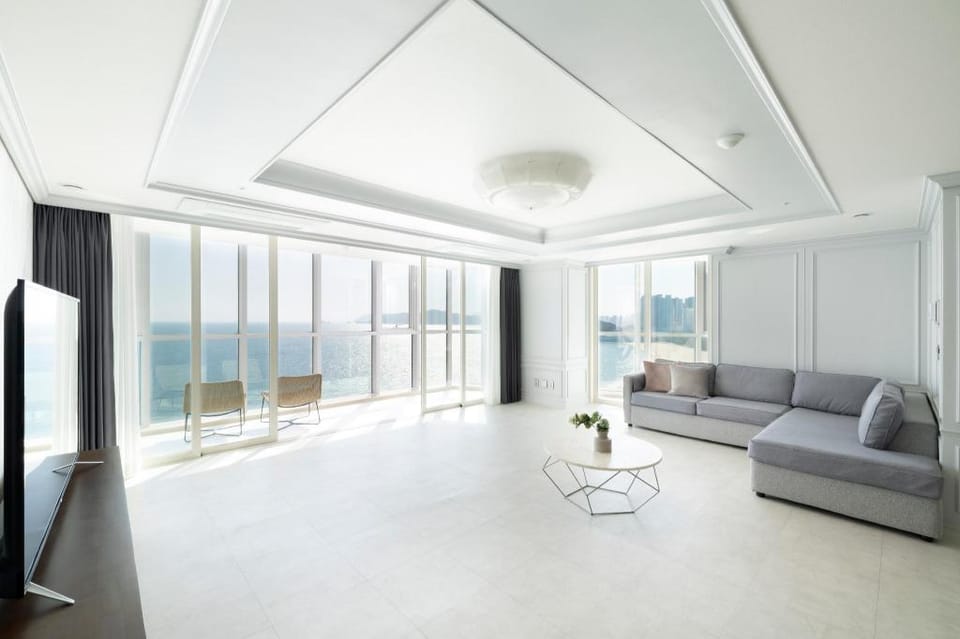 Pale De CZ Condo Resort in Busan