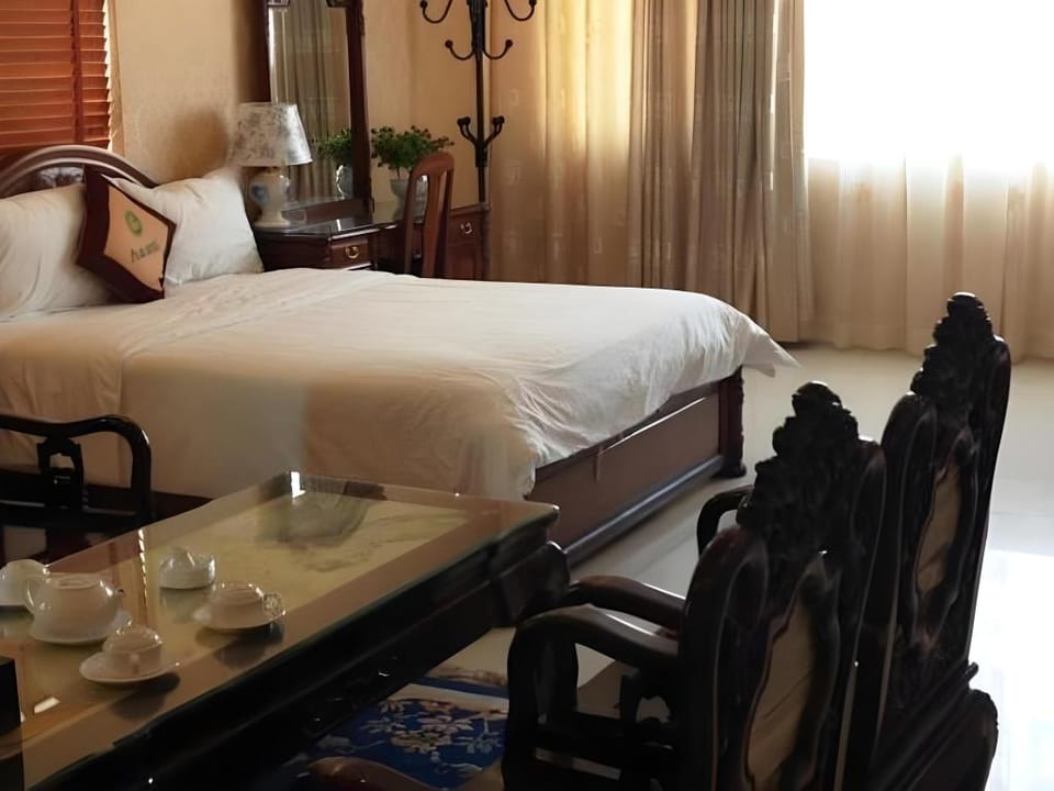 Pearl Hotel - Dao Tan Hotel in Hanoi