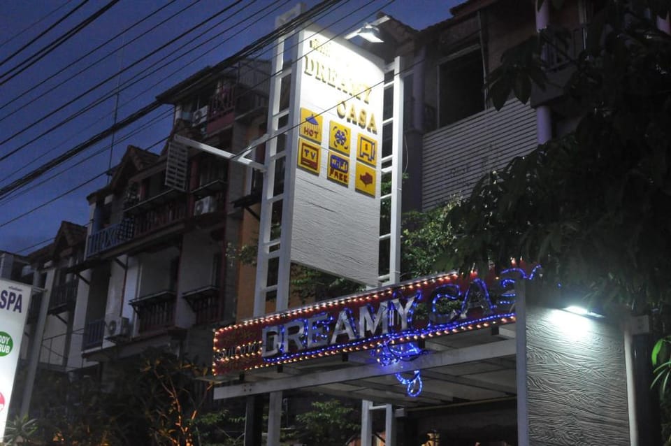 Hotel Dreamy Casa Bed and Breakfast in Sala Dan