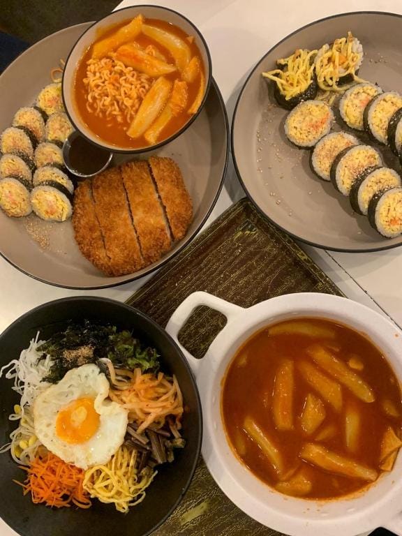 Long stay hostel Sinchon Hongdae Hotel in Seoul