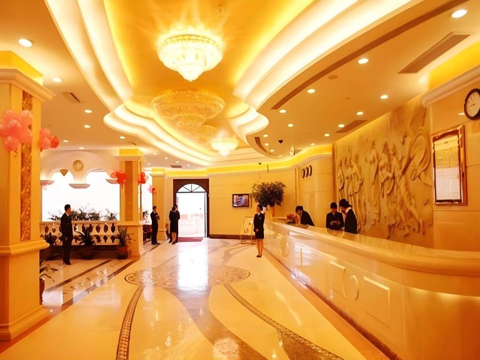 Vienna Hotel Shenzhen Mingzhi Branch Hotel in Shenzhen