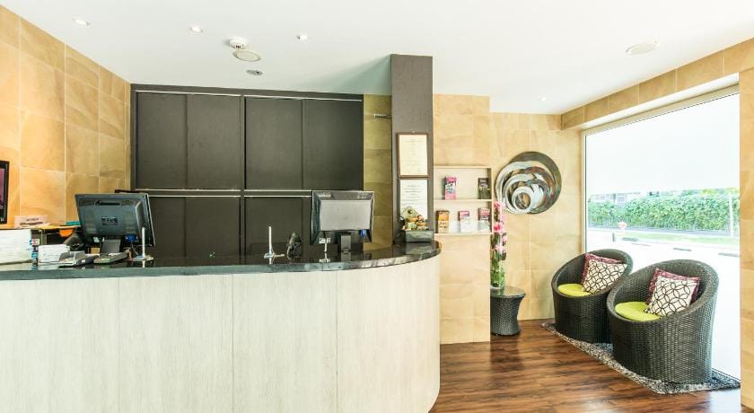 Fragrance Hotel - Viva Hotel in Singapore