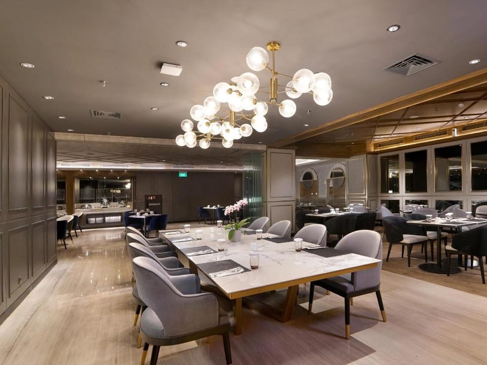 Mercure Surabaya Manyar Hotel in Surabaya