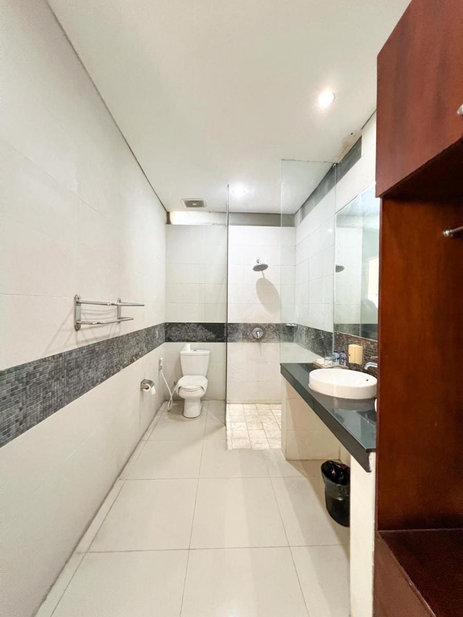 Apple Villas & Apartments, close to Canggu & Seminyak Campground/ 
RV Resort in North Kuta