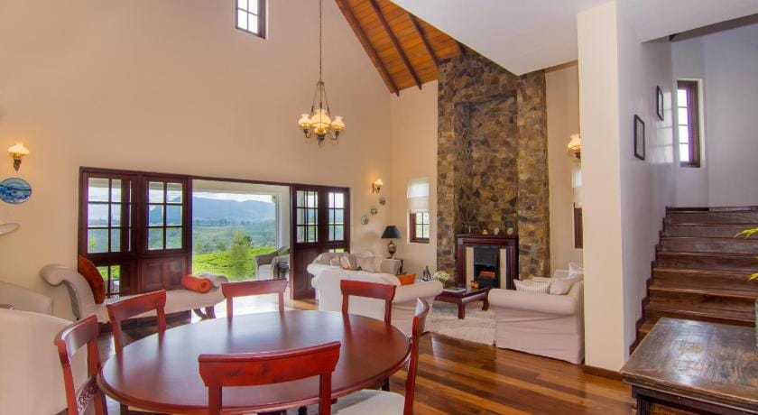 Blackpool Bungalow Hotel in Nuwara Eliya