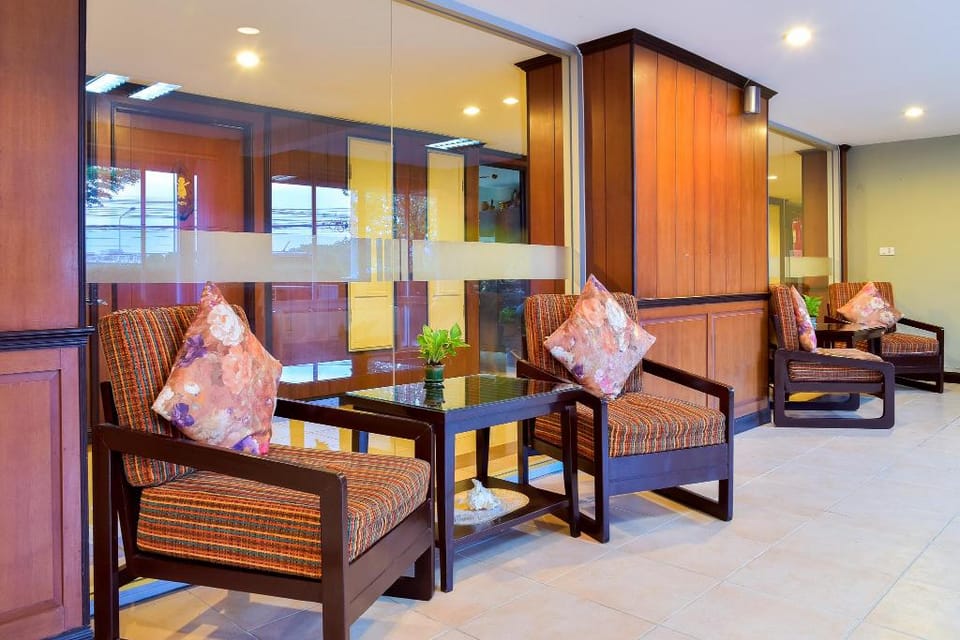 Season Palace Hua Hin Hotel in Hua Hin District
