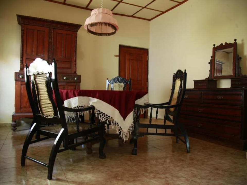 Cottage Tourist Rest Hotel in Sri Lanka